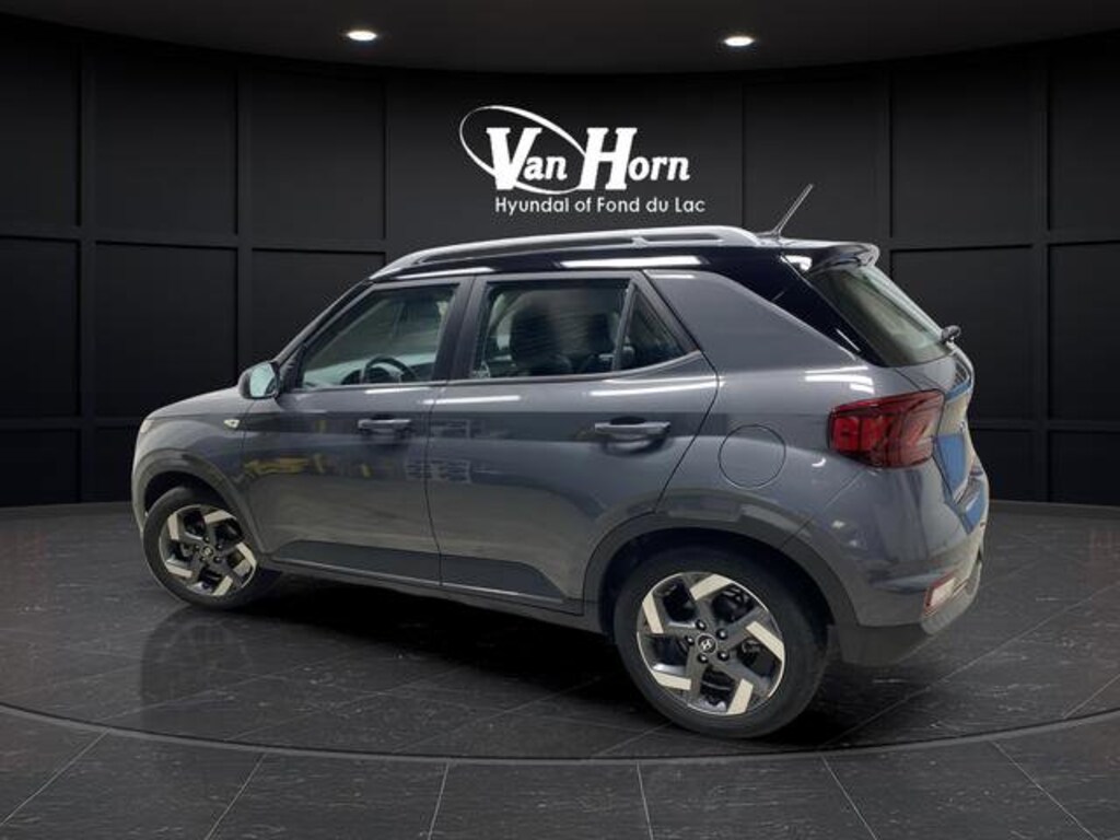 Used 2023 Hyundai Venue Limited SUV