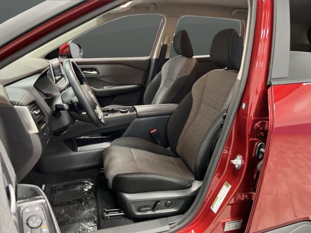 Used 2023 Nissan Rogue SV SUV