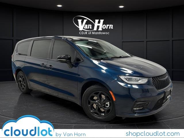 2024 Chrysler Pacifica PHEV