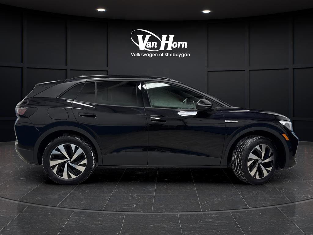 Used 2023 Volkswagen ID.4 PRO with VIN 1V2DNPE87PC042358 for sale in Sheboygan, WI