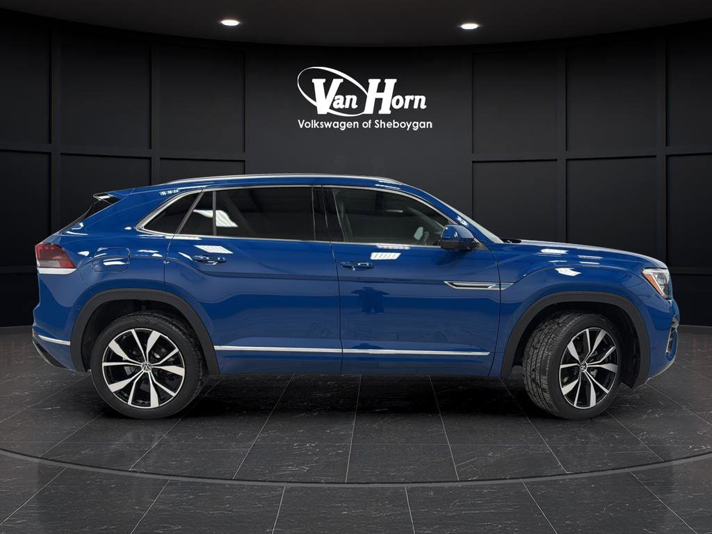 Used 2025 Volkswagen Atlas Cross Sport 2.0T SEL Premium R-Line SUV