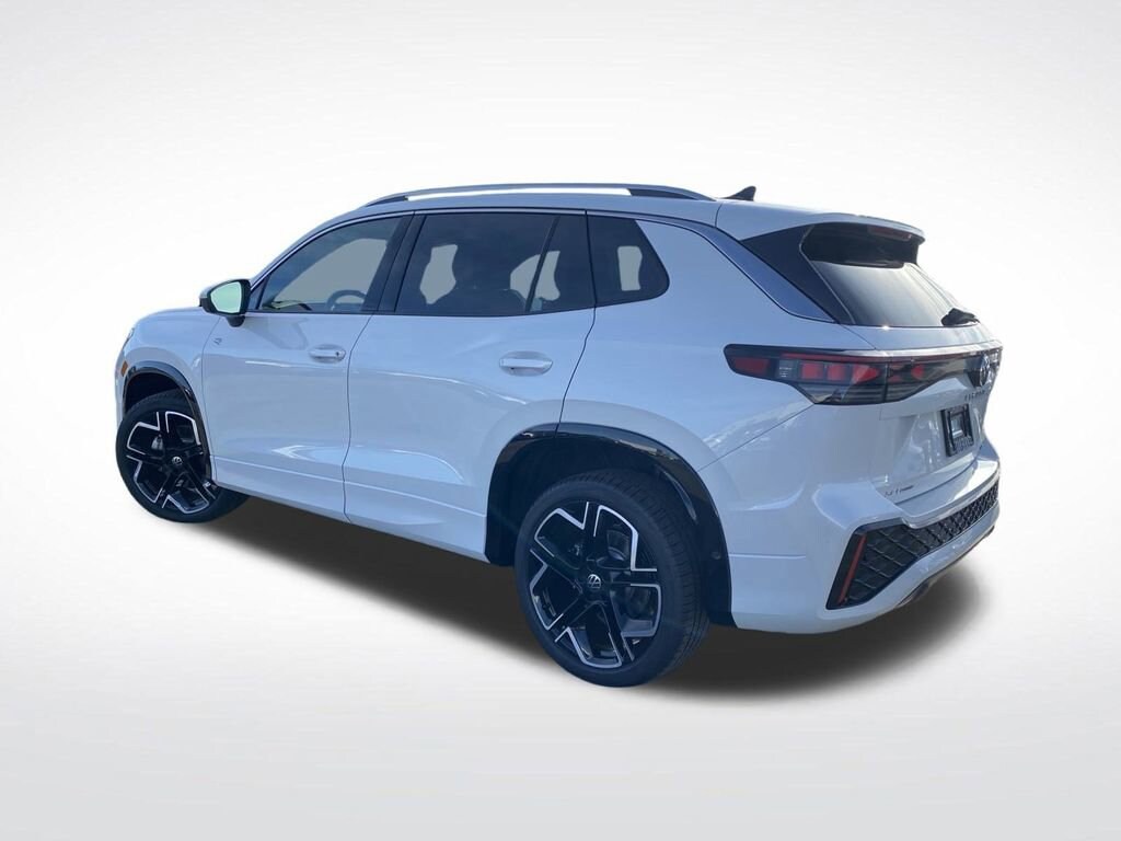 New 2026 Volkswagen Tiguan SEL R-Line Turbo SUV