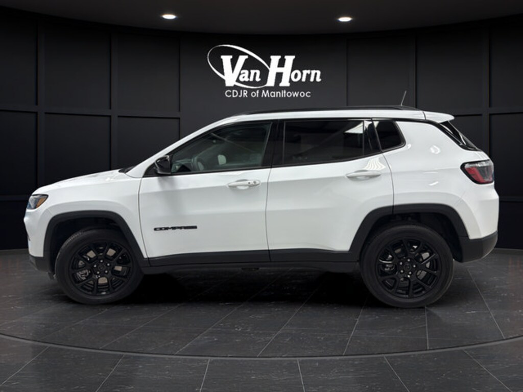 Used 2025 Jeep Compass Latitude SUV