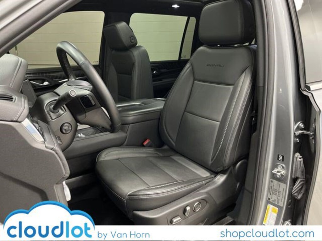 Used 2023 GMC Yukon XL Denali SUV