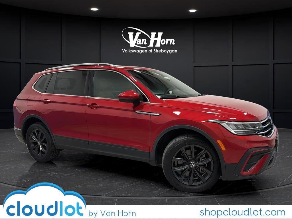 Used 2024 Volkswagen Tiguan SE SUV