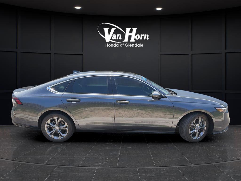 2023 Honda Accord Hybrid EX-L - Photo 8