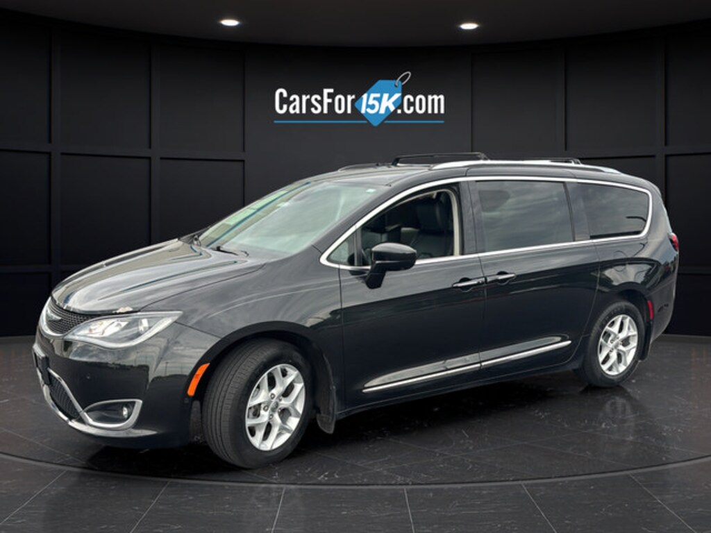 Used 2017 Chrysler Pacifica Touring-L Plus Van