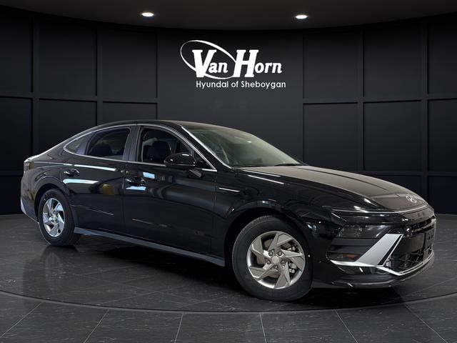 2026 Hyundai Sonata SE's photo