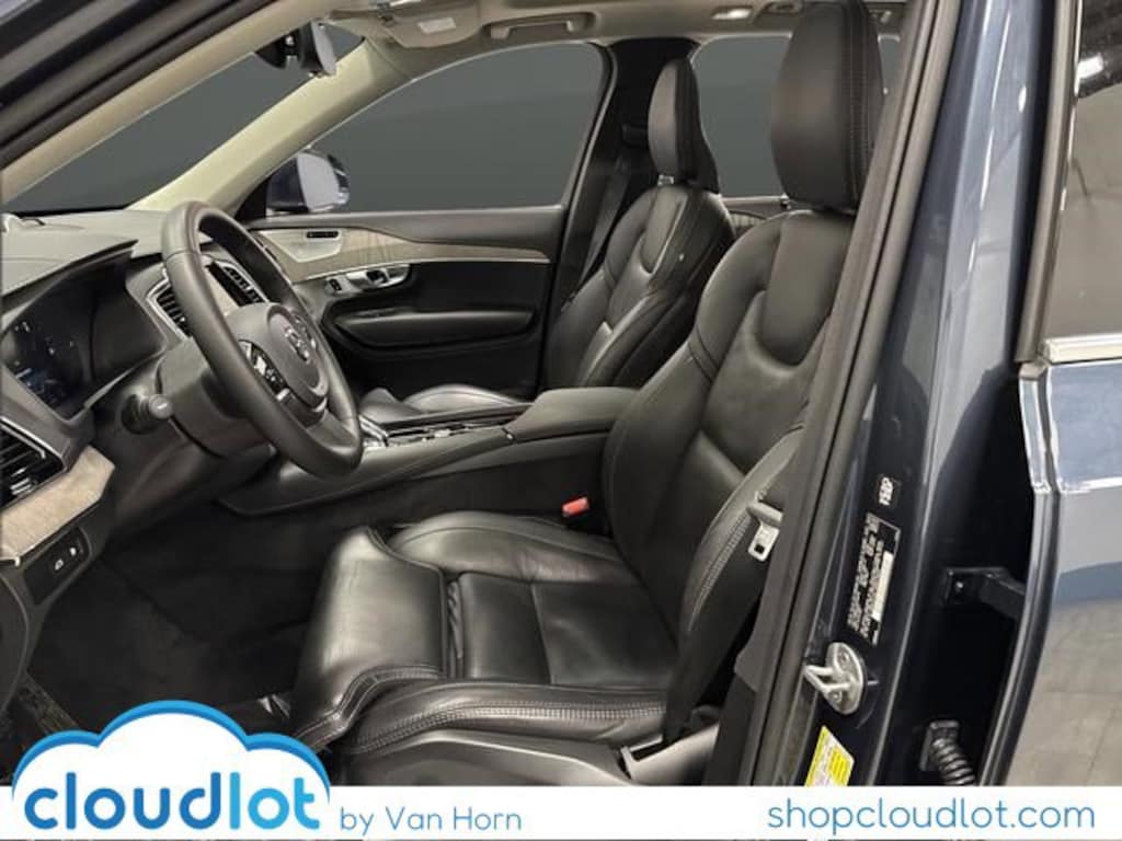 Used 2024 Volvo XC90 Recharge Plug-In Hybrid Ultimate SUV