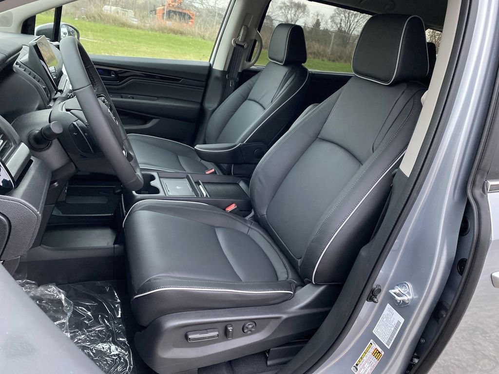 New 2026 Honda Odyssey Touring Van Passenger