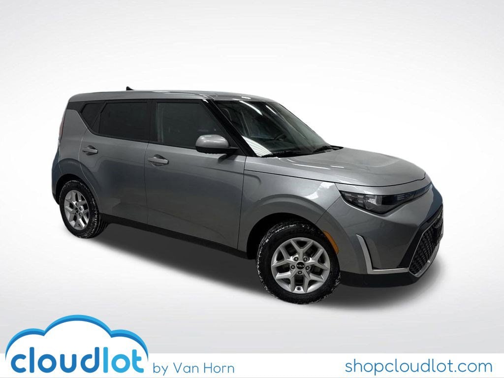 Used 2023 Kia Soul LX Hatchback