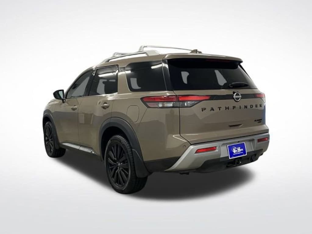 Used 2023 Nissan Pathfinder Platinum SUV