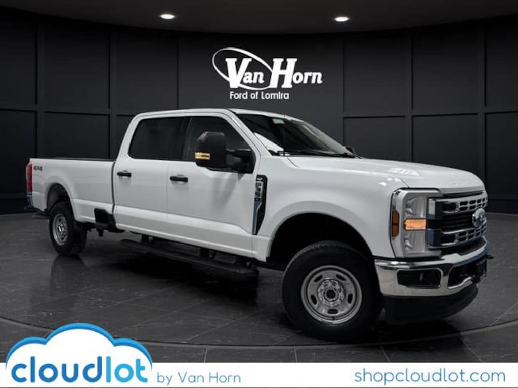 Used 2024 Ford Super Duty F-350 SRW XLT Truck Crew Cab