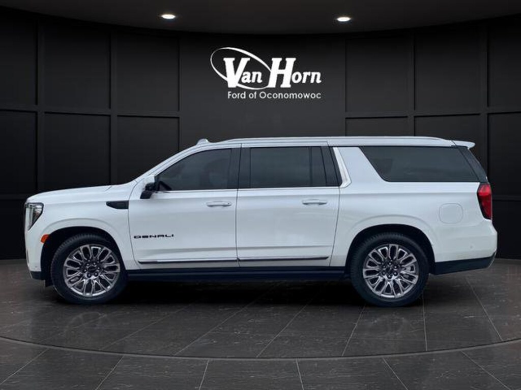 Used 2023 GMC Yukon XL Denali Ultimate SUV