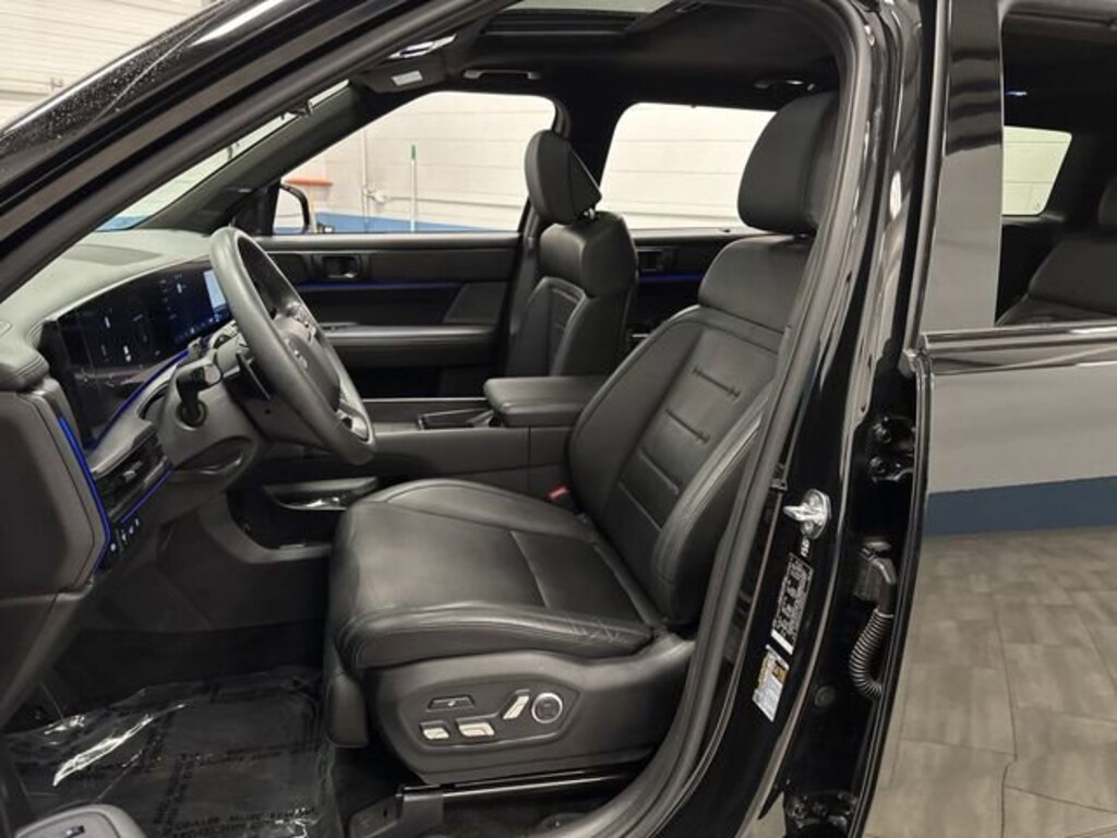 Used 2024 Hyundai Santa Fe Calligraphy SUV