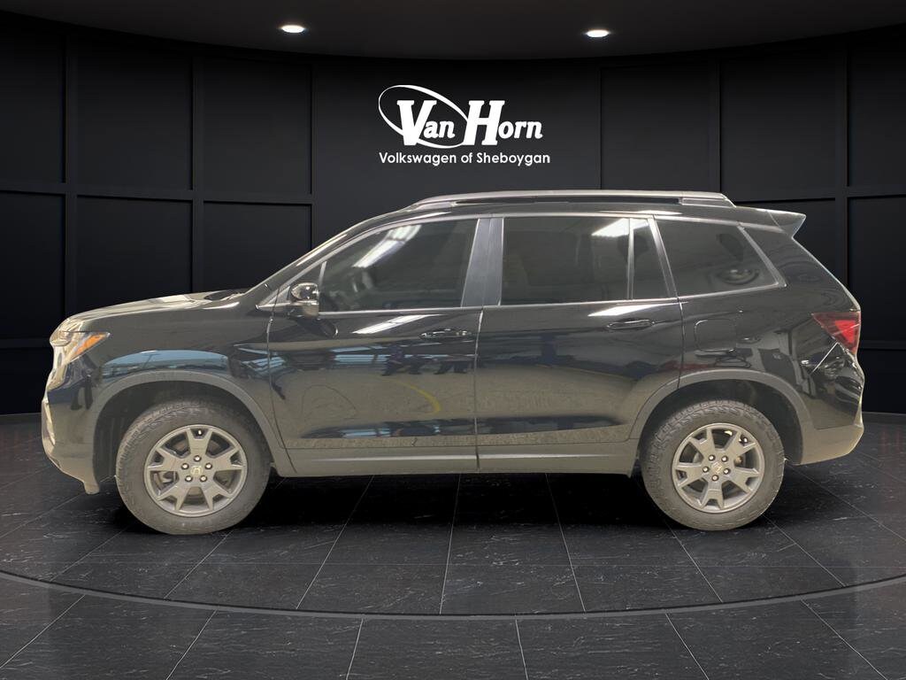 Used 2025 Honda Passport TrailSport SUV