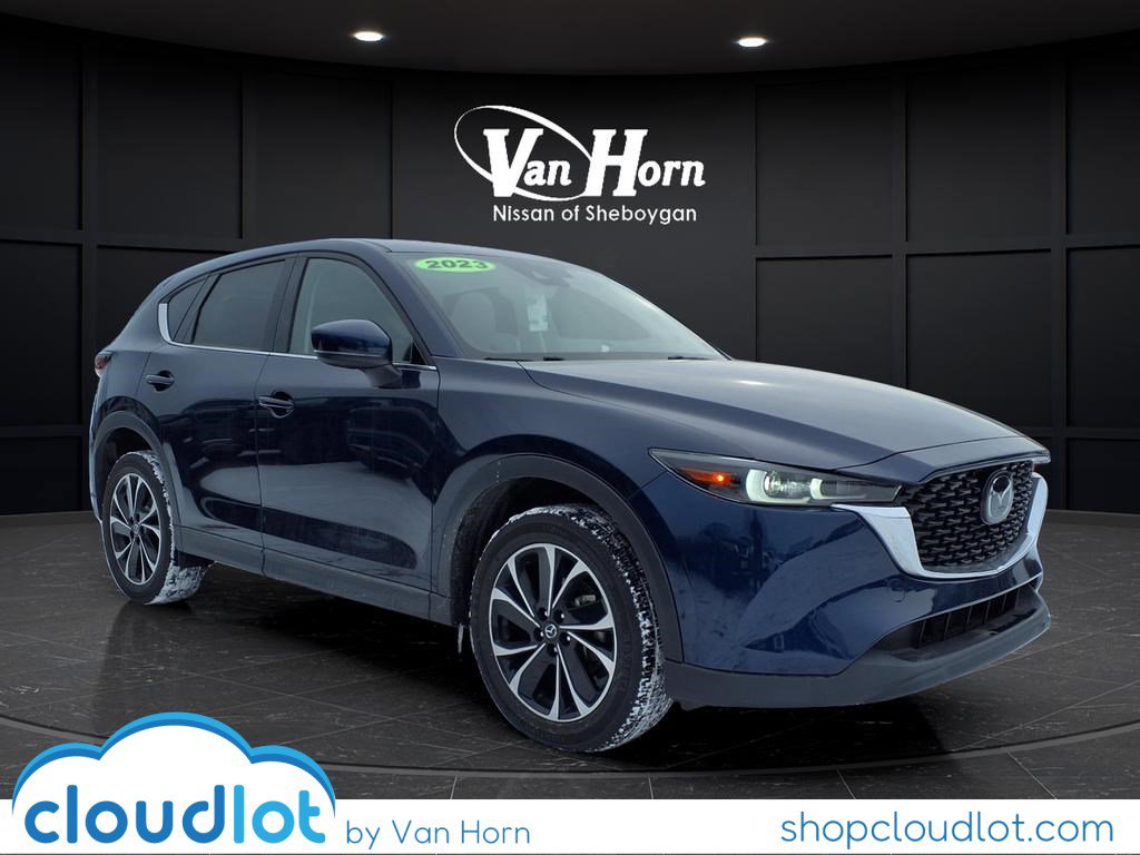 2023 Mazda CX-5 S Premium package
