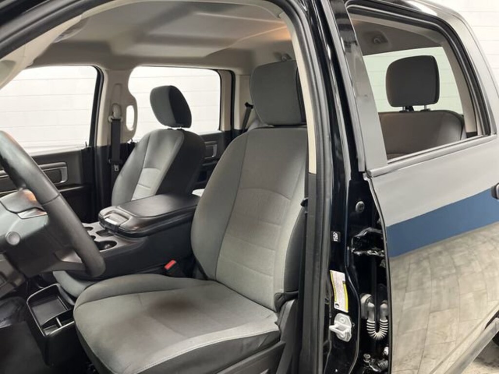 Used 2022 Ram 1500 Classic SLT Truck Crew Cab