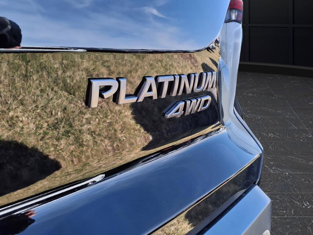 New 2026 Nissan Pathfinder Platinum SUV