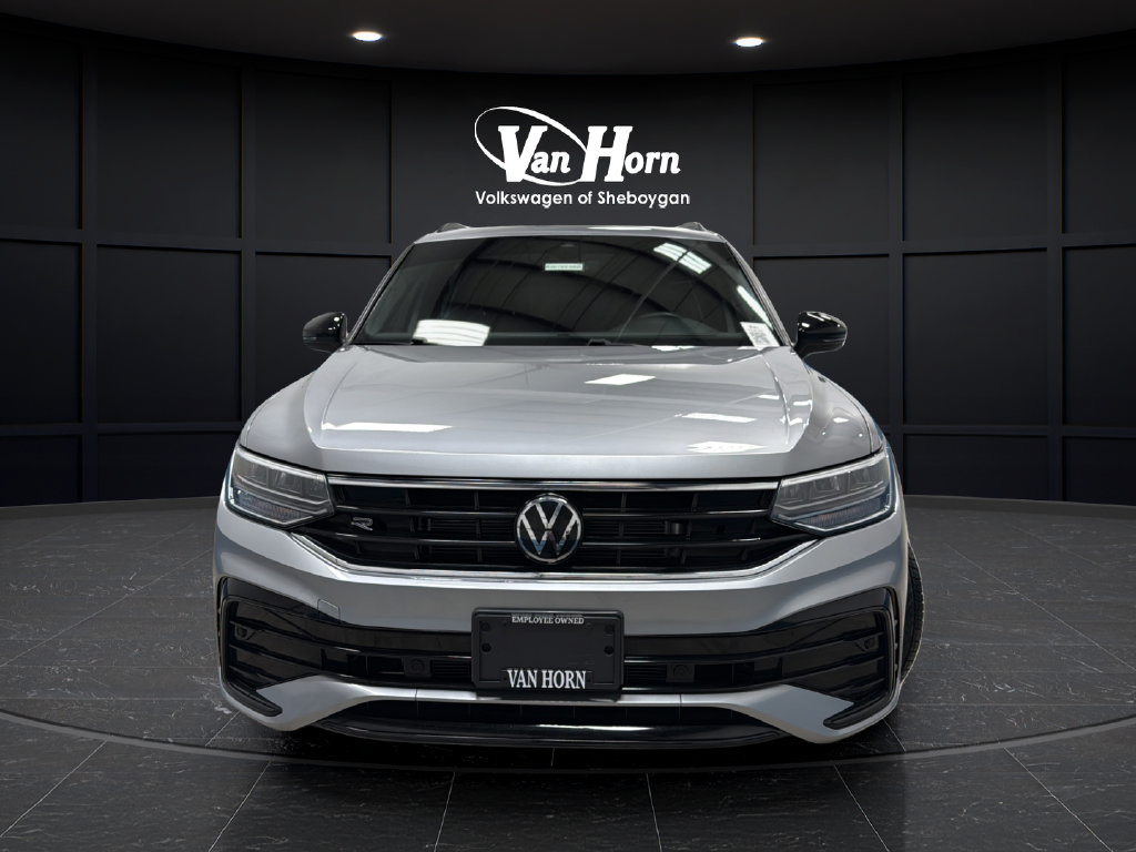 Used 2024 Volkswagen Tiguan SE R-Line Black SUV