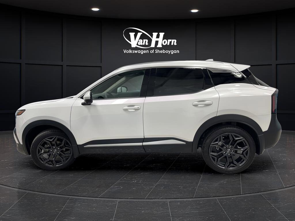 Used 2025 Nissan Kicks SR SUV