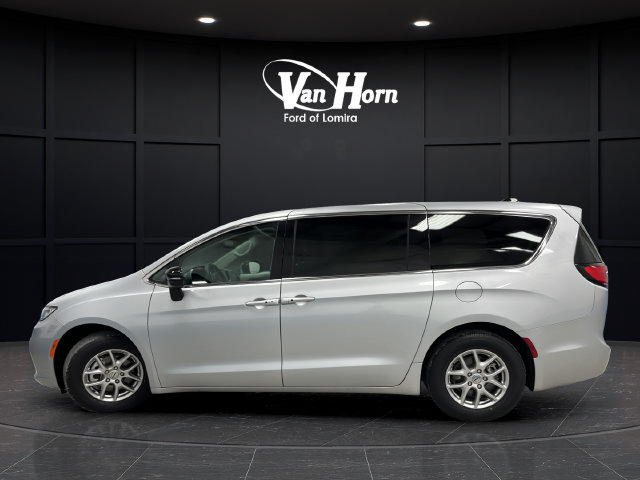 Used 2024 Chrysler Pacifica Touring L Van Passenger Van