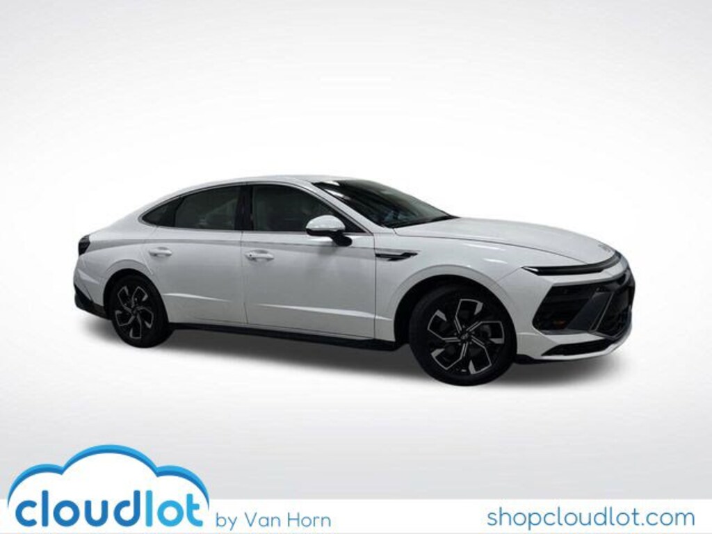 Used 2024 Hyundai Sonata SEL Sedan