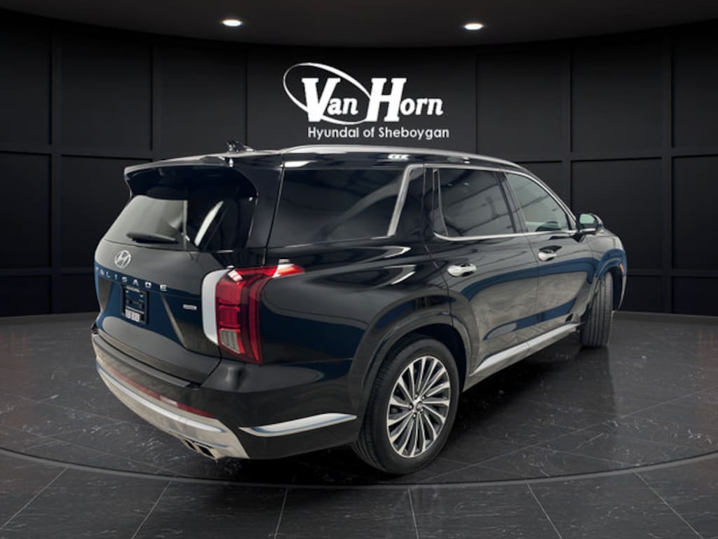 Used 2024 Hyundai Palisade Calligraphy SUV