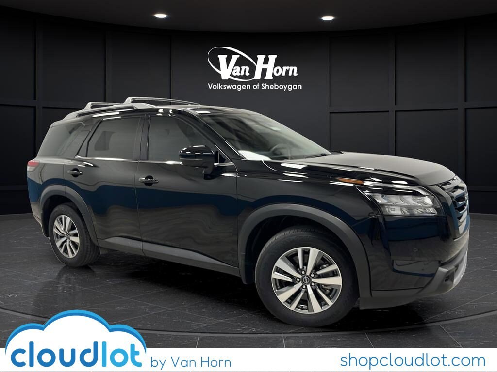 Used 2025 Nissan Pathfinder SL SUV