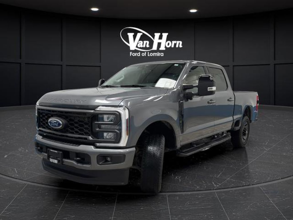 Used 2024 Ford Super Duty F-250 SRW LARIAT Truck Crew Cab