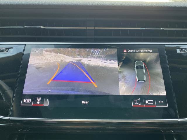 2023 Audi Q7 Premium Plus - Photo 11