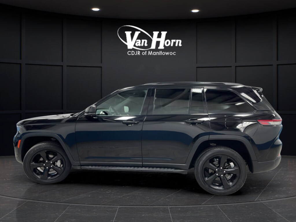 Used 2024 Jeep Grand Cherokee Limited SUV