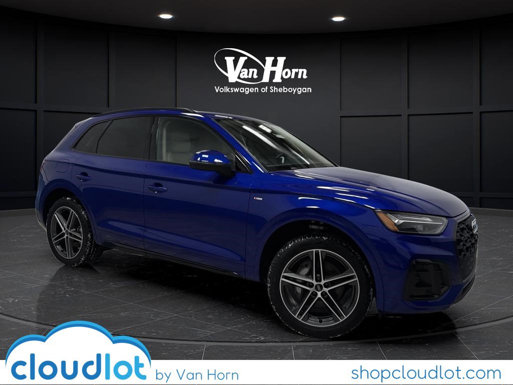 2023 Audi Q5 55 e Premium Plus's photo