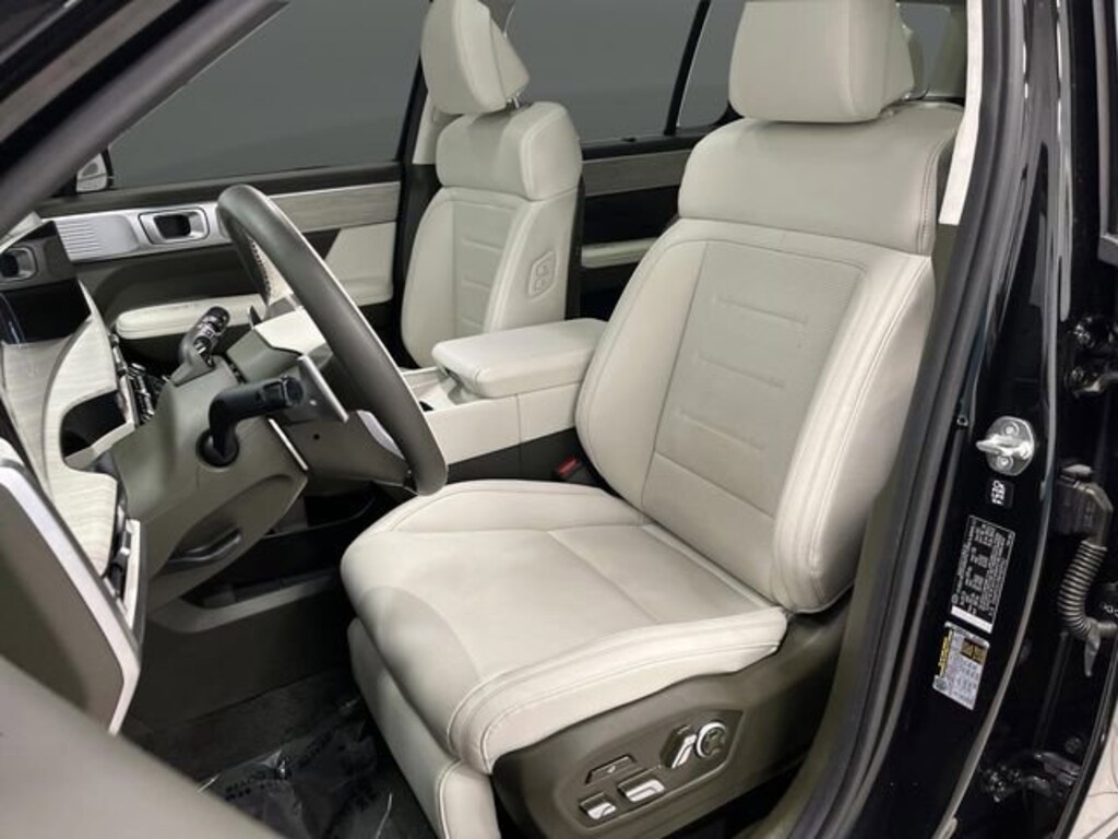 Used 2024 Hyundai Santa Fe Hybrid Calligraphy SUV