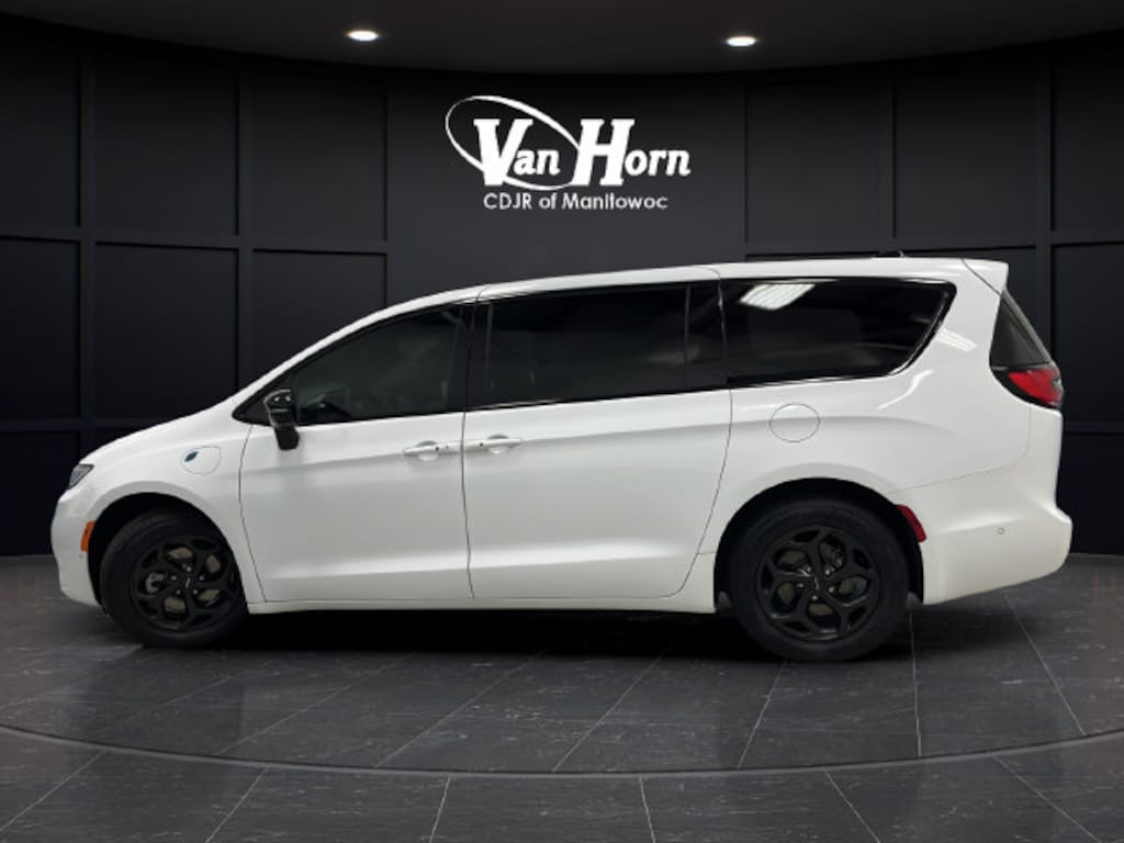 Used 2024 Chrysler Pacifica Hybrid S Appearance Pkg Van Passenger Van