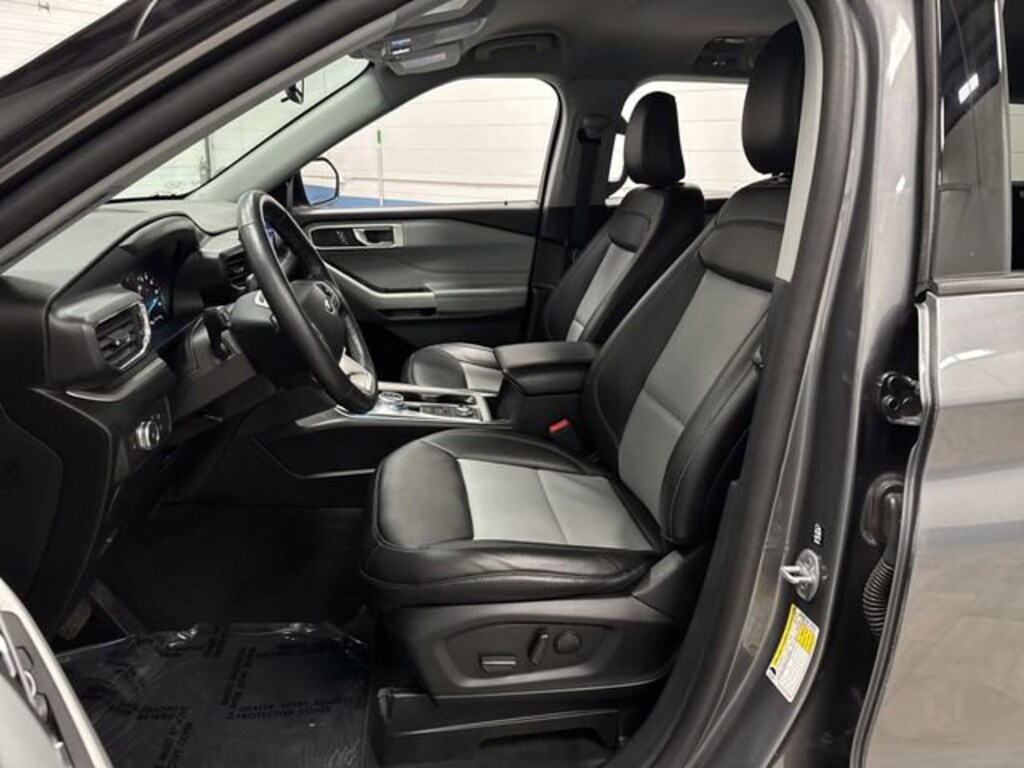 Used 2022 Ford Explorer XLT SUV