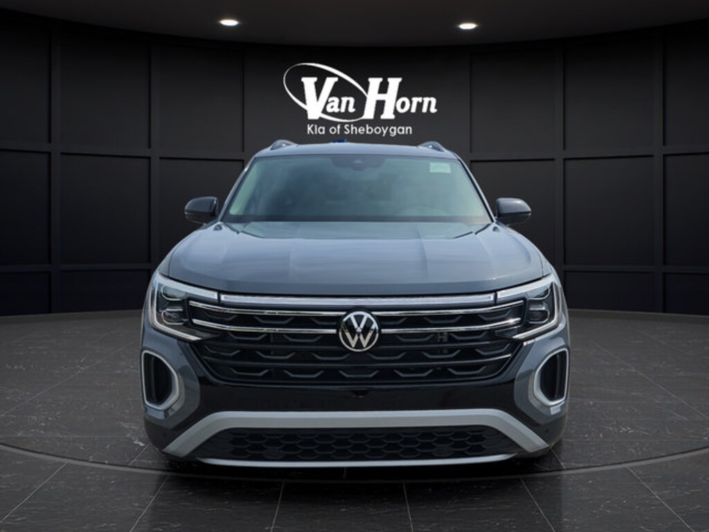 Used 2024 Volkswagen Atlas 2.0T Peak Edition SE w/Technology SUV