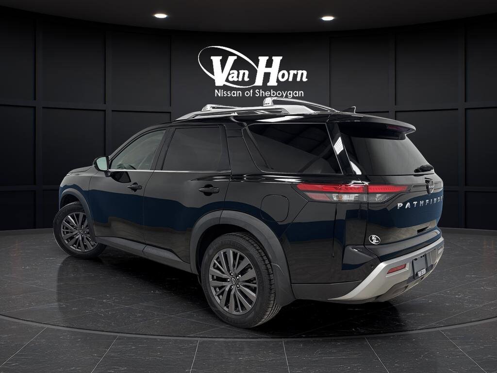Used 2022 Nissan Pathfinder SL SUV