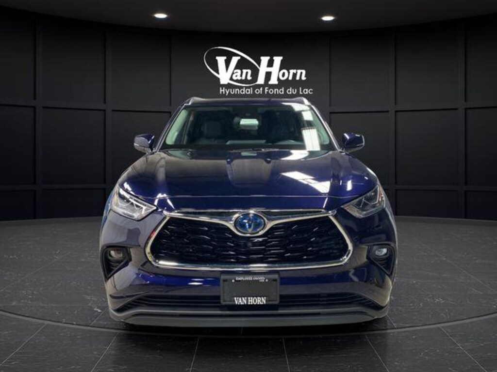 Used 2021 Toyota Highlander Hybrid Limited SUV