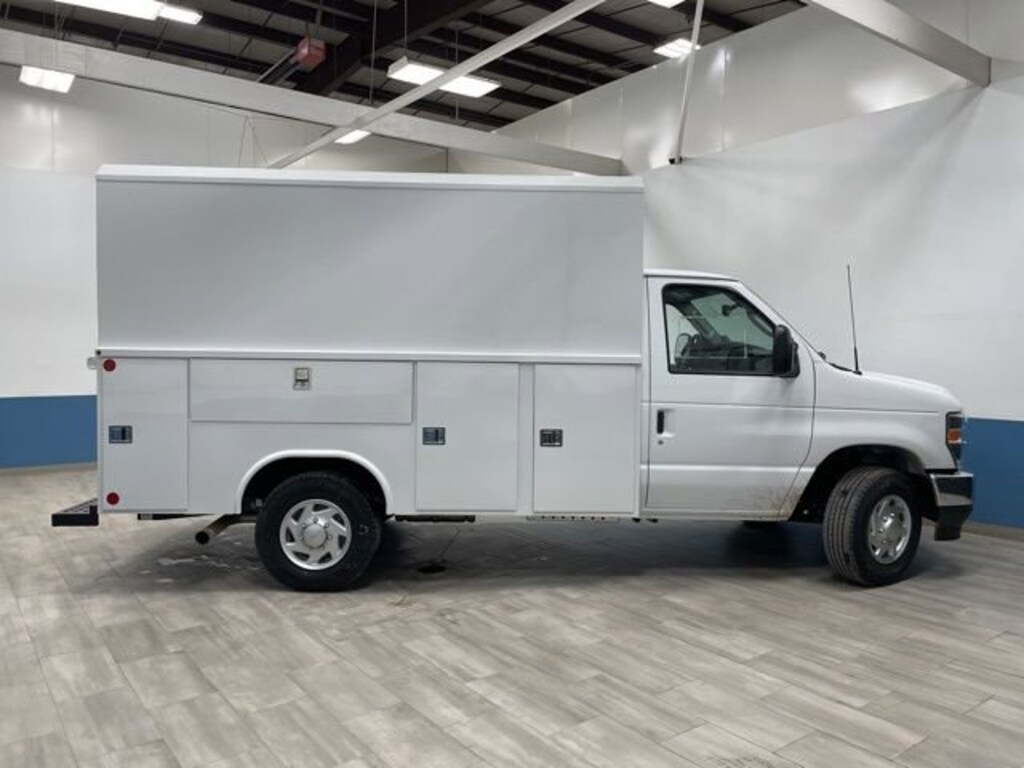 New 2025 Ford E-350 Cutaway Base Truck