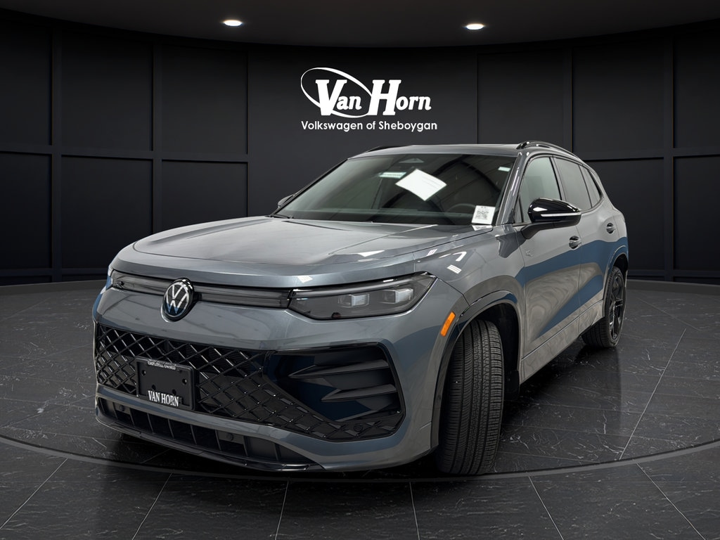 Used 2025 Volkswagen Tiguan SE R-Line Black SUV