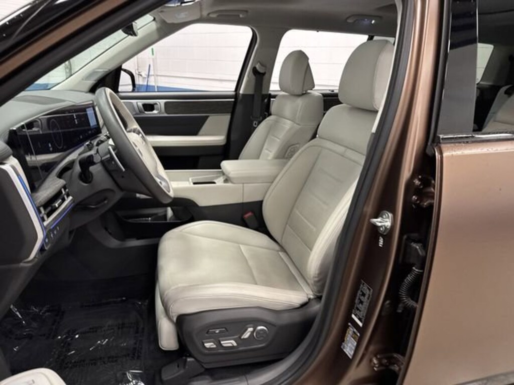 Used 2024 Hyundai Santa Fe Hybrid Calligraphy SUV