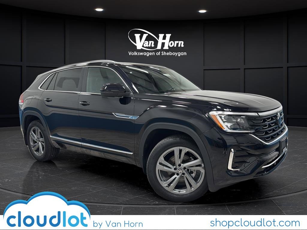2024 Volkswagen Atlas Cross Sport 2.0T SEL R-Line 4MOTION's photo