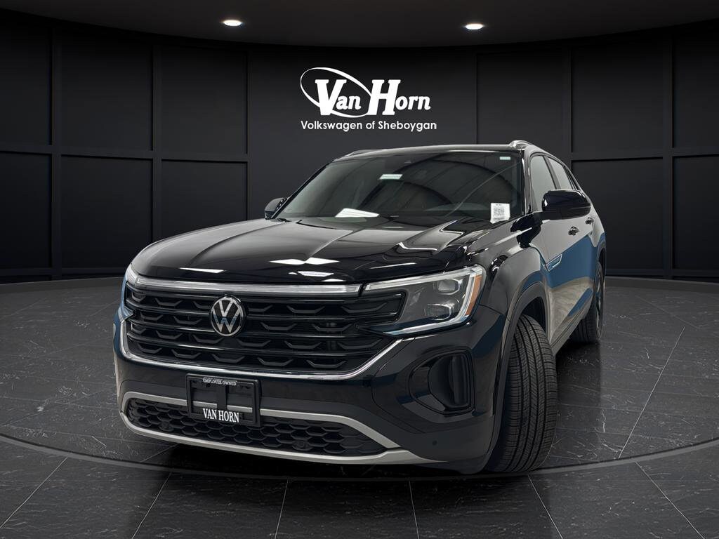 Used 2024 Volkswagen Atlas Cross Sport 2.0T SE w/Technology SUV