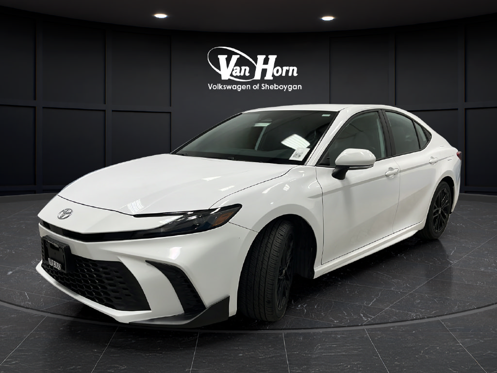 Used 2025 Toyota Camry SE Sedan