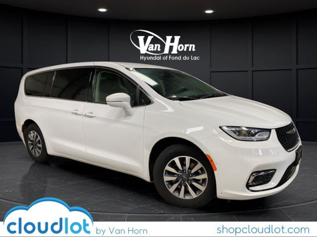 Used 2022 Chrysler Pacifica Hybrid Touring L Van Passenger Van