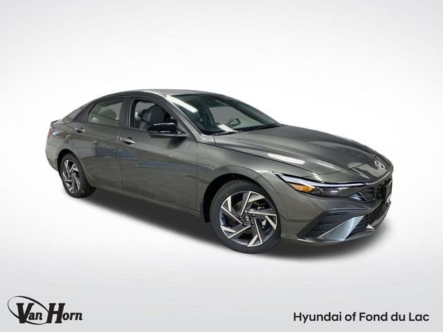 2025 Hyundai Elantra SEL's photo