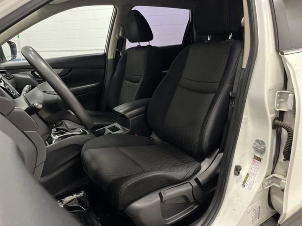 Used 2017 Nissan Rogue S SUV