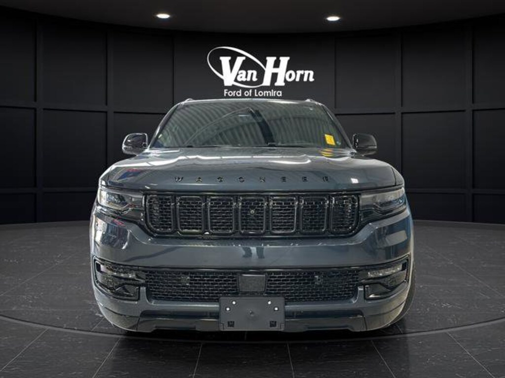 Used 2023 Jeep Wagoneer L Series II Carbide SUV