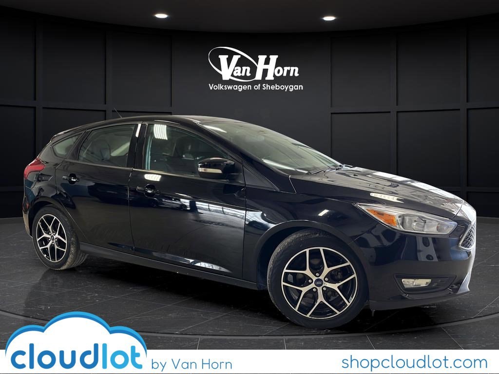 2018 Ford Focus Hatch SEL's photo